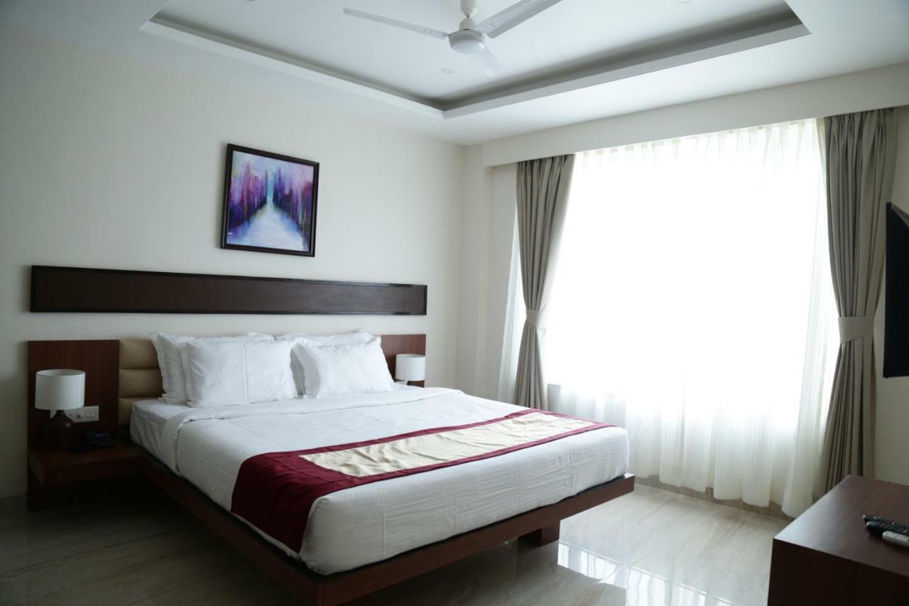 Prism A Boutique Hotel Джорхат Экстерьер фото