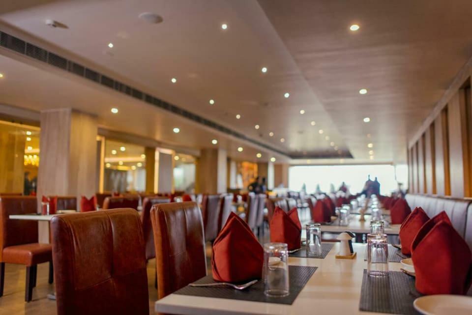 Prism A Boutique Hotel Джорхат Экстерьер фото